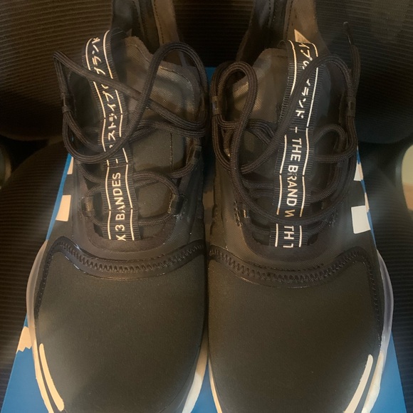 Men's Adidas NMD v3 in Black White Size 8.5 Brand new - Picture 3 of 6